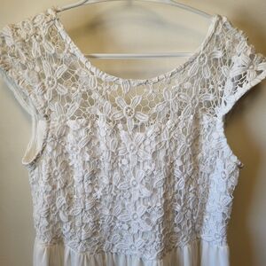 kismet beautiful lace dress no size would fit womens Large